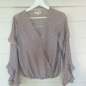Max Studio long sleeve Blouse size small, all season